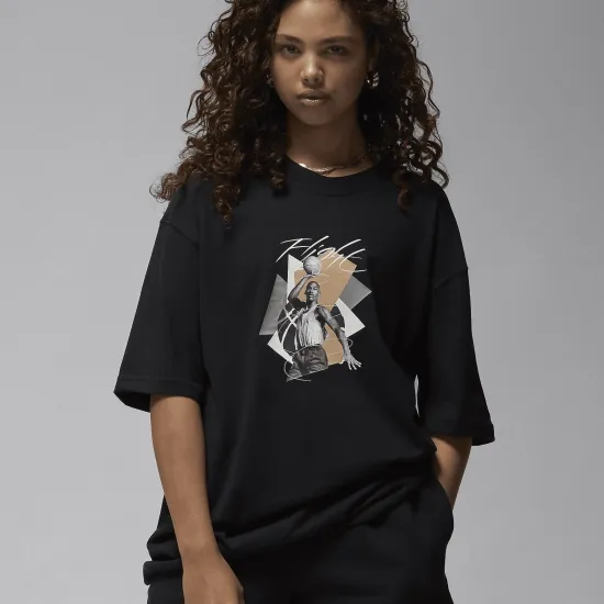 Футболка Nike Air Jordan Graphic Tee FN5708-010