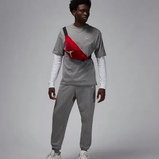 Футболка Nike Air Jordan Brand Sneaker Patch FN5982-091