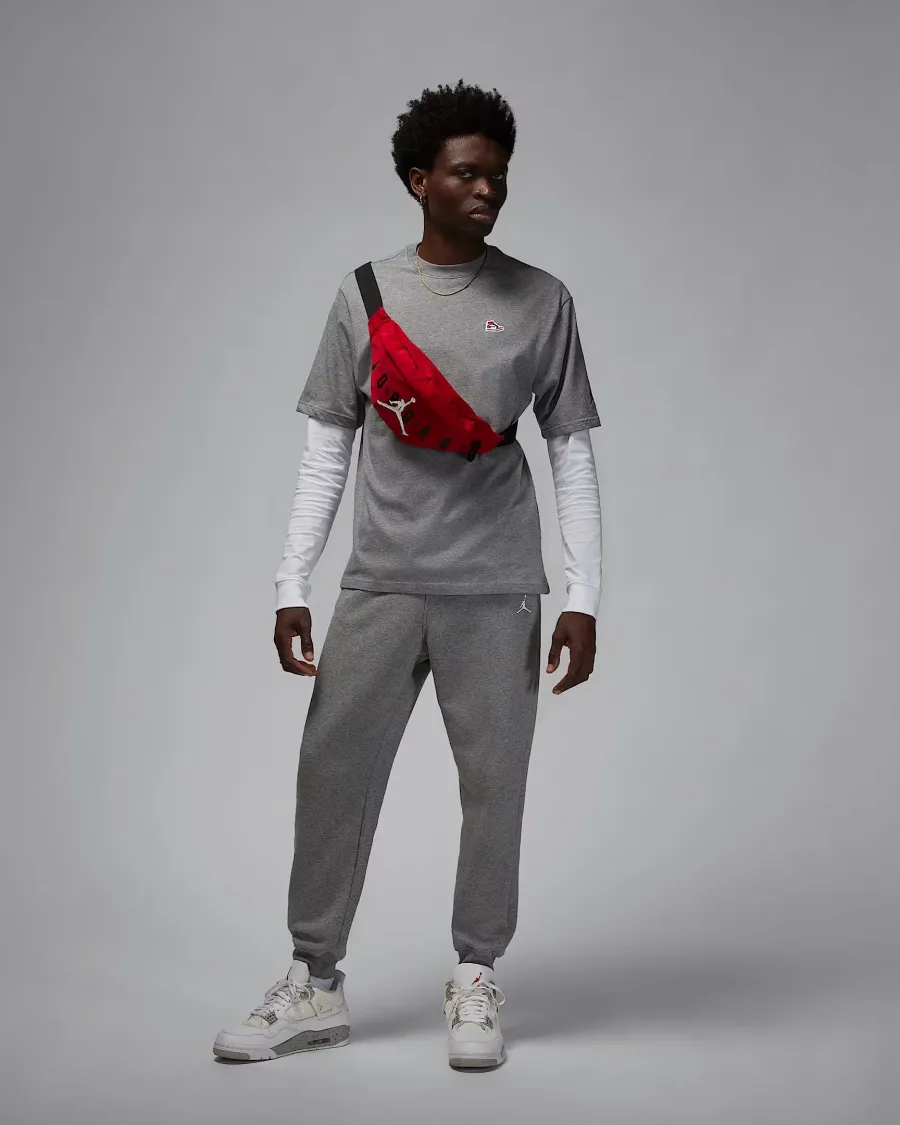 Футболка Nike Air Jordan Brand Sneaker Patch FN5982-091