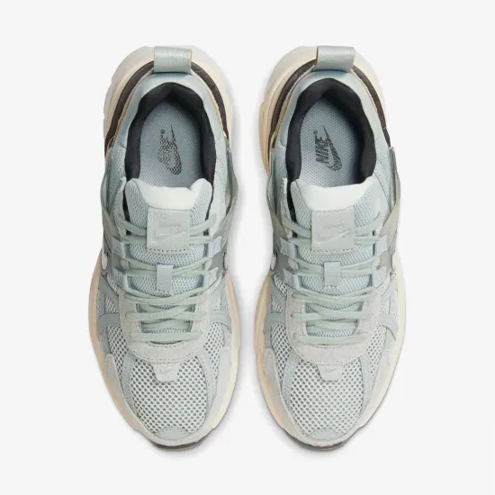 Кросівки Nike V2K Run FN6703-003
