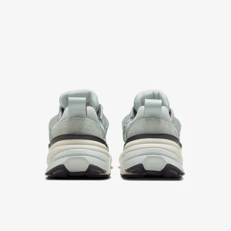 Кросівки Nike V2K Run FN6703-003