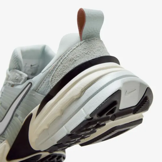 Кросівки Nike V2K Run FN6703-003