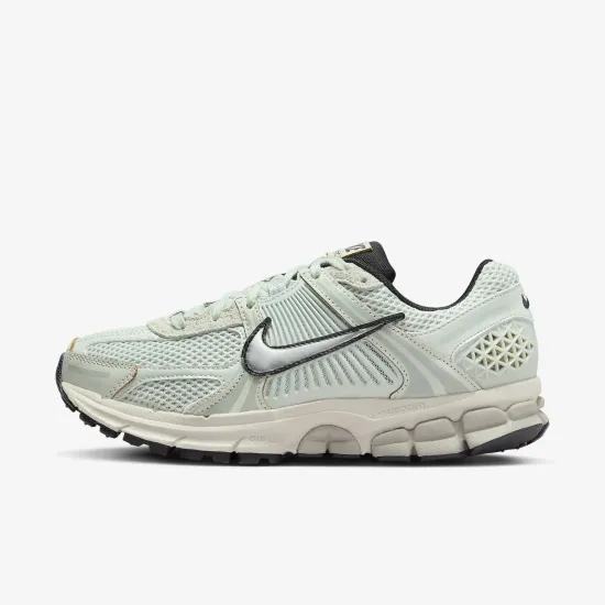 Кросівки Nike Air Zoom Vomero 5 FN6742-001