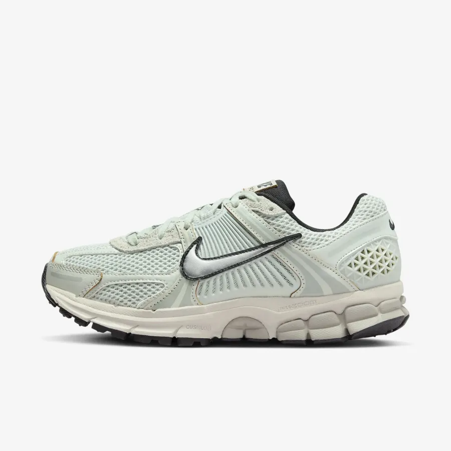 Кросівки Nike Air Zoom Vomero 5 FN6742-001
