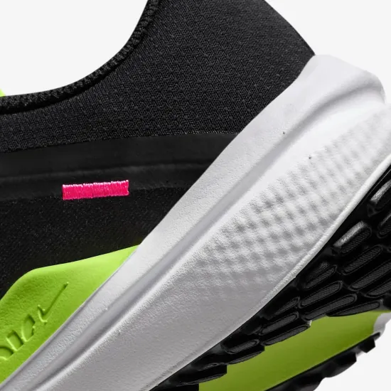 Кросівки Nike Winflo 10 XCC FN6825-010