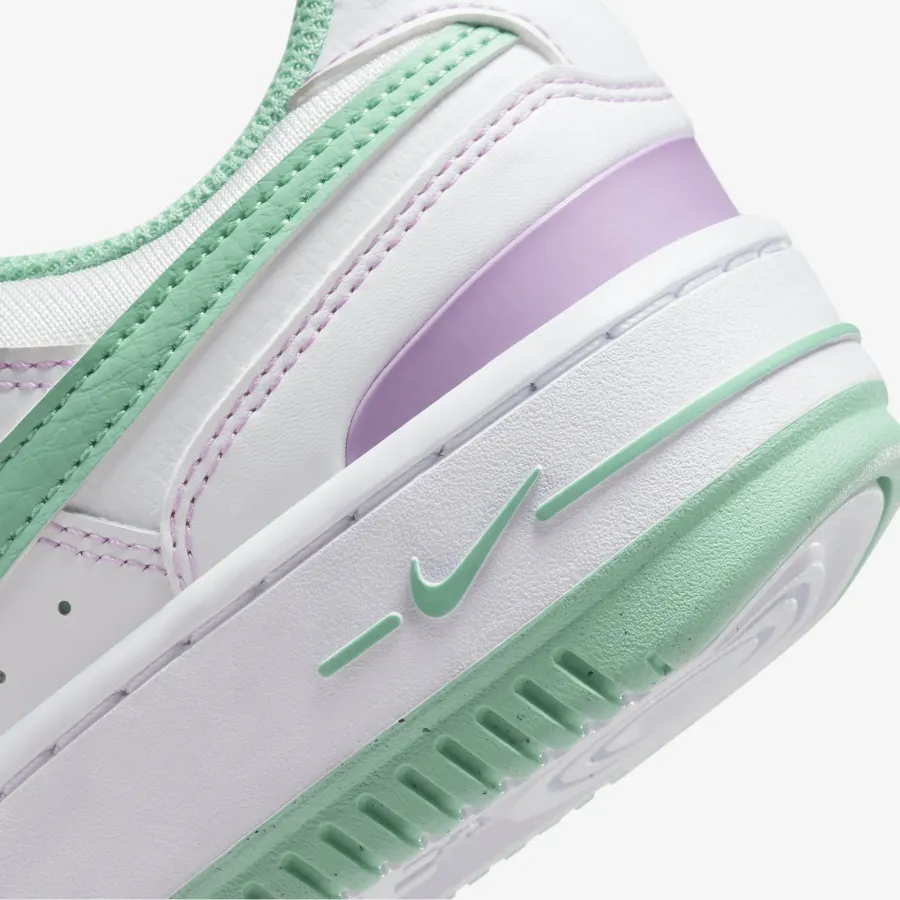 Кросівки Nike Gamma Force FN7109-100