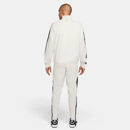 Костюм LeBron x Liverpool F.C. Dri‑FIT Tracksuit FN7132-104