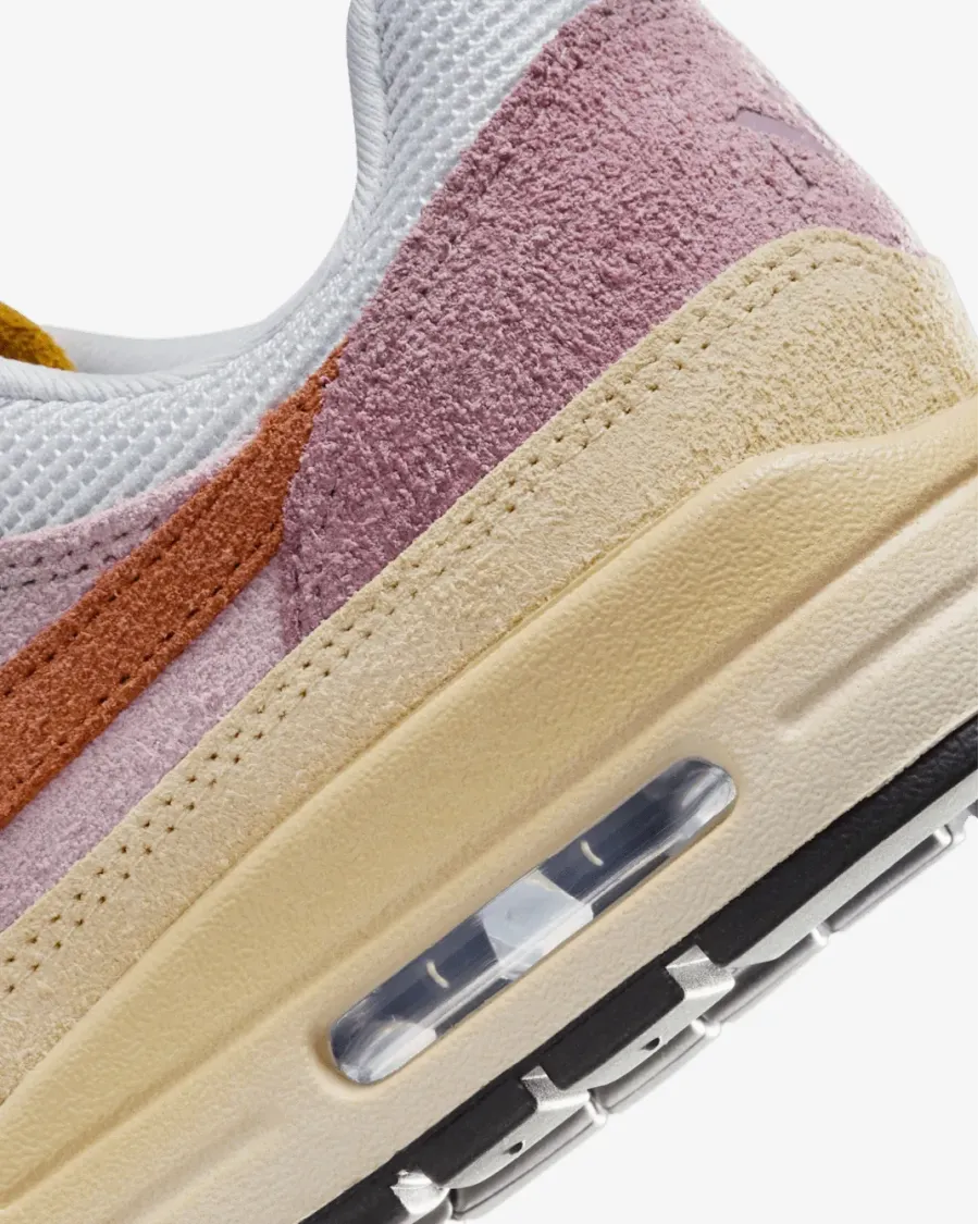Кросівки Nike Air Max 1 FN7200-224