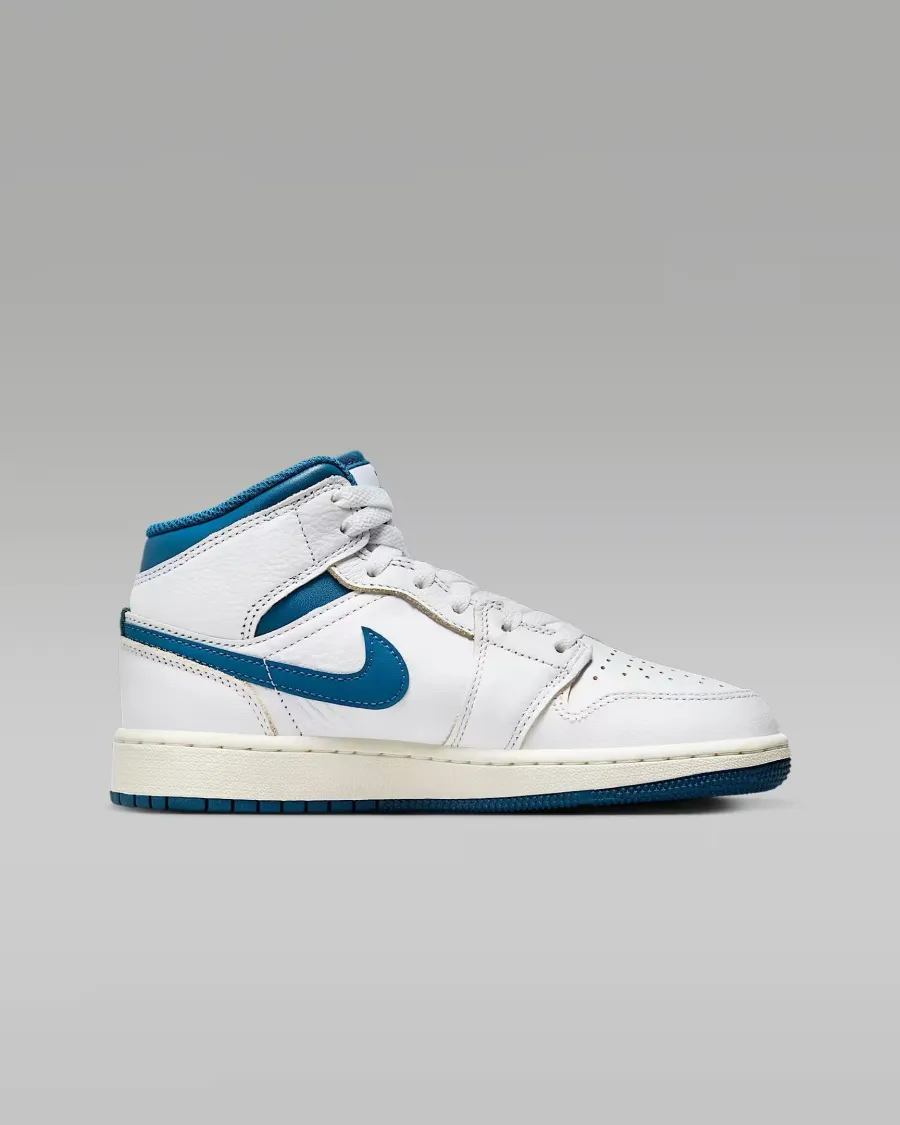 Кросівки Nike Air Jordan 1 Mid SE FN7432-141
