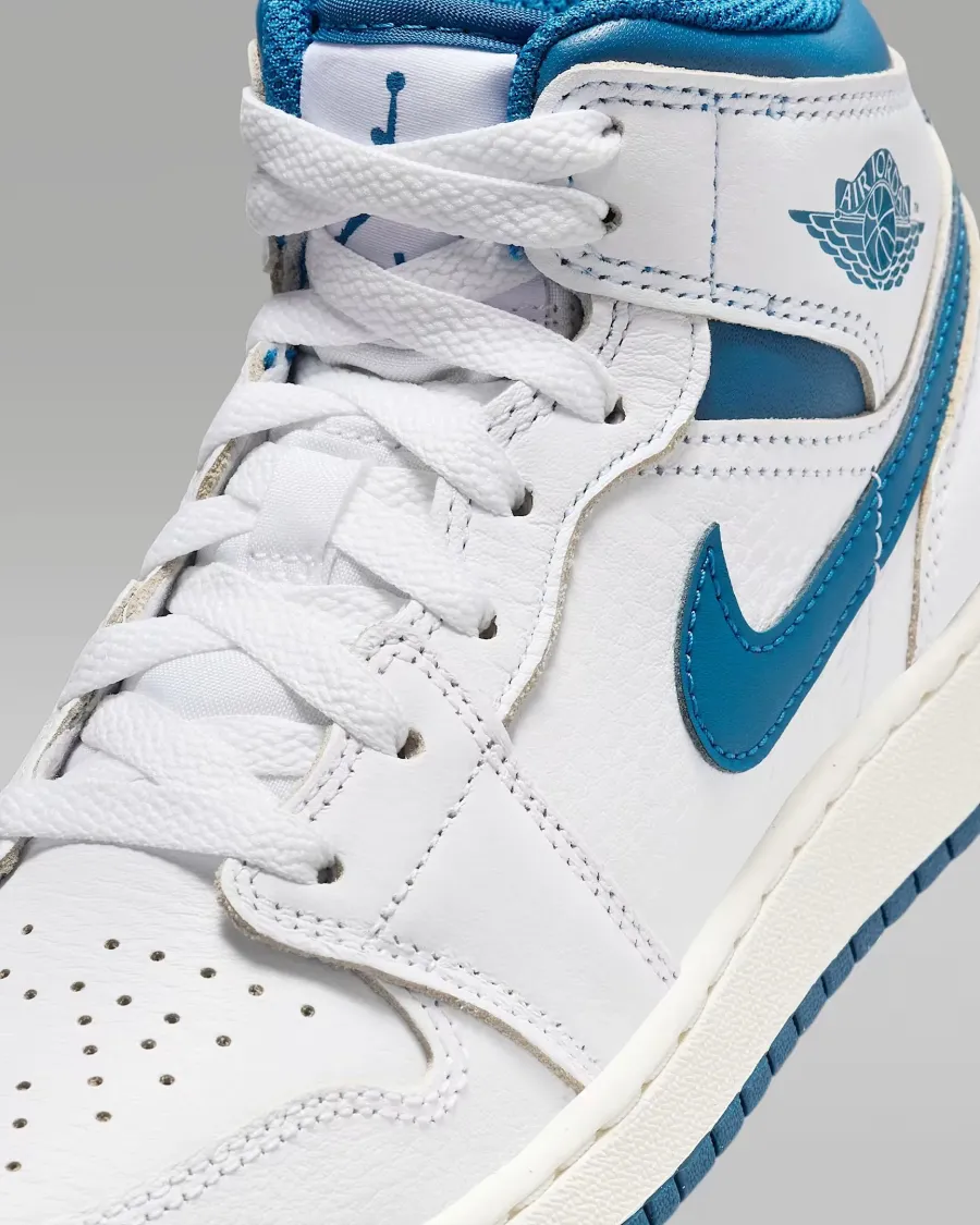 Кросівки Nike Air Jordan 1 Mid SE FN7432-141