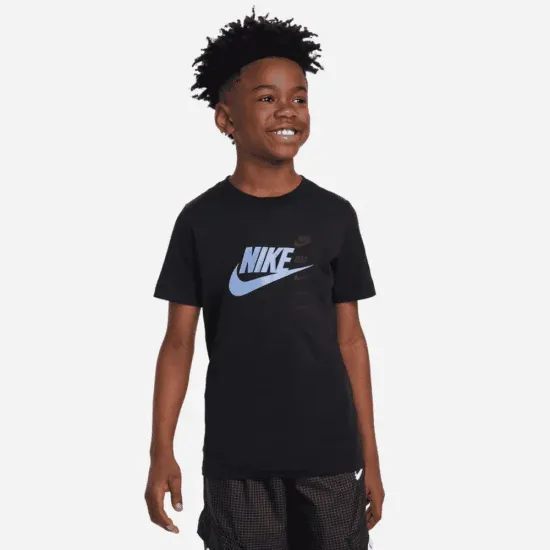 Футболка Nike Sportswear SI Short-Sleeve Tee FN7713-010