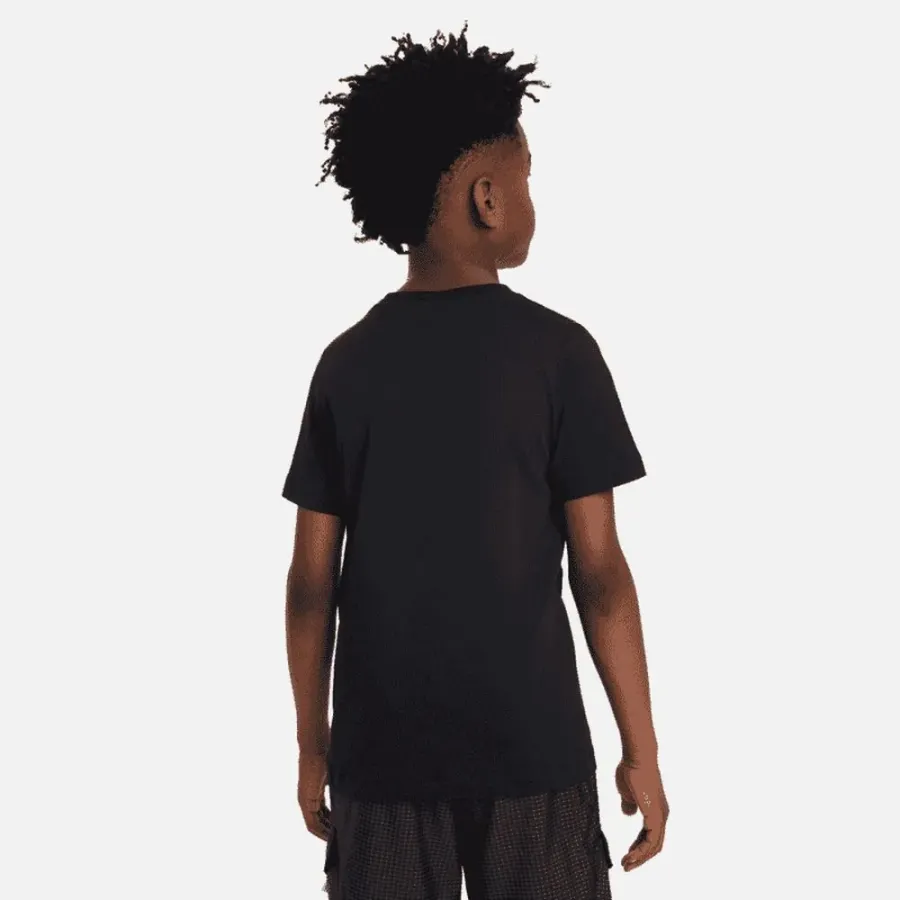 Футболка Nike Sportswear SI Short-Sleeve Tee FN7713-010