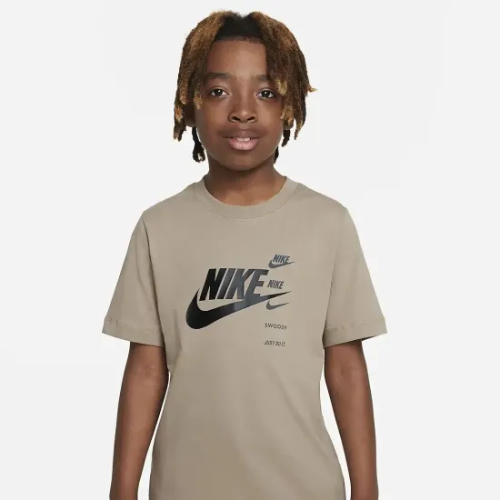 Футболка Nike Sportswear SI Short-Sleeve Tee FN7713-247