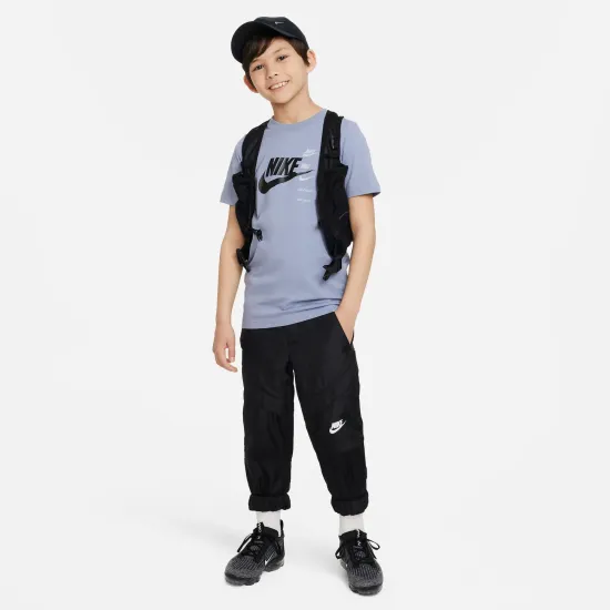 Футболка Nike Sportswear SI Short-Sleeve Tee FN7713-493