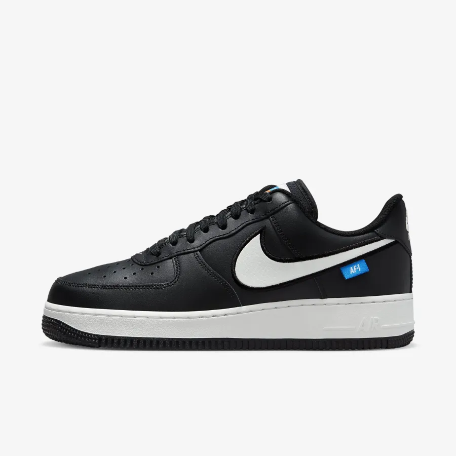 Кросівки Nike Air Force 1 '07 FN7804-001