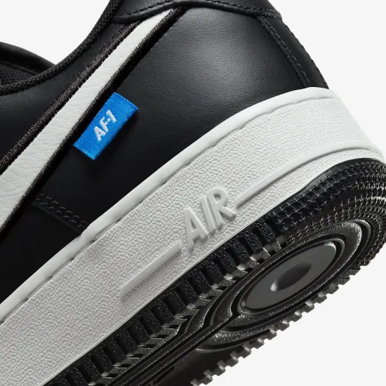 Кросівки Nike Air Force 1 '07 FN7804-001