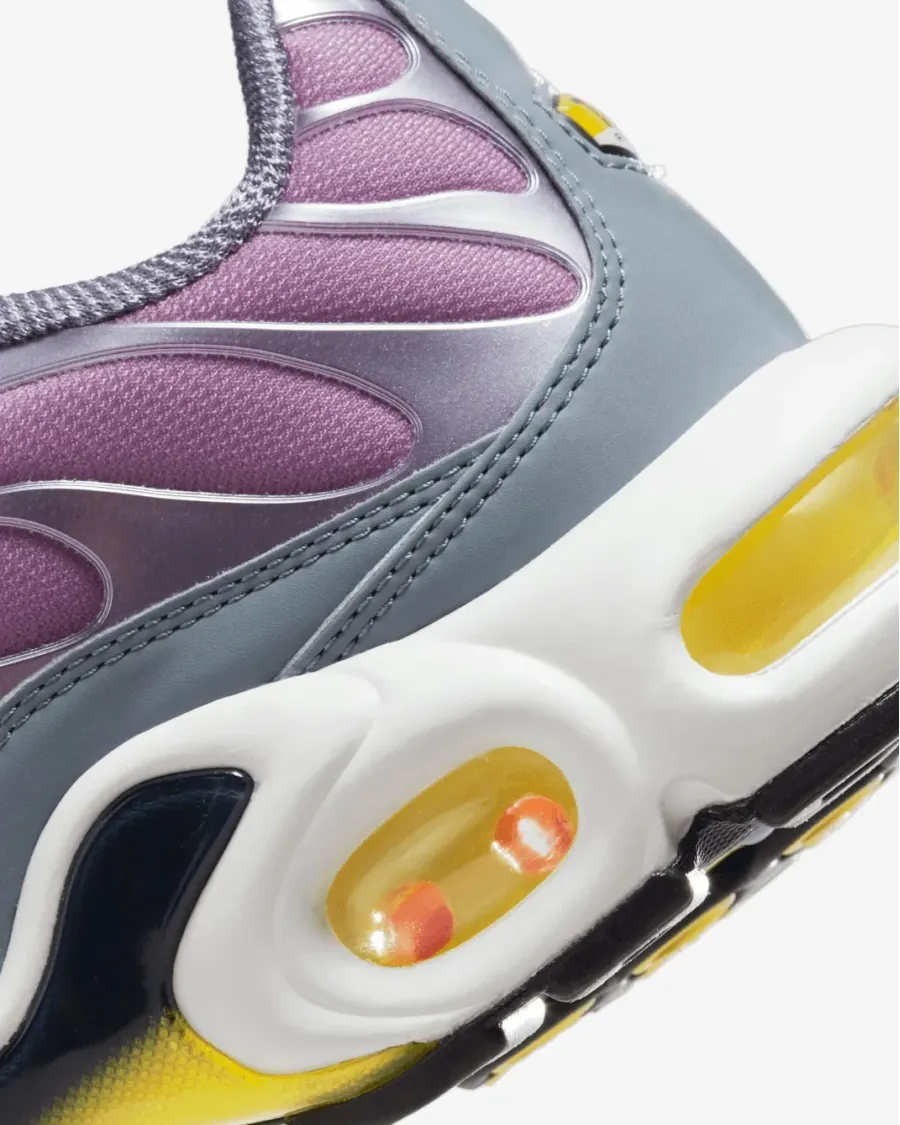 Кросівки Nike Air Max Plus FN8007-500