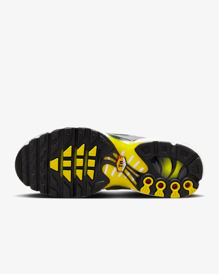 Кросівки Nike Air Max Plus FN8007-500