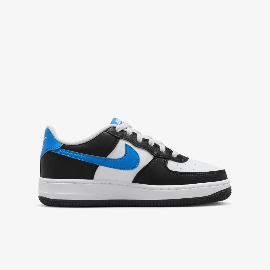 Кросівки Nike Air Force 1 Low FN8008-001