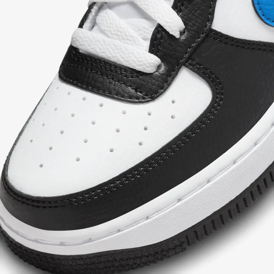 Кросівки Nike Air Force 1 Low FN8008-001