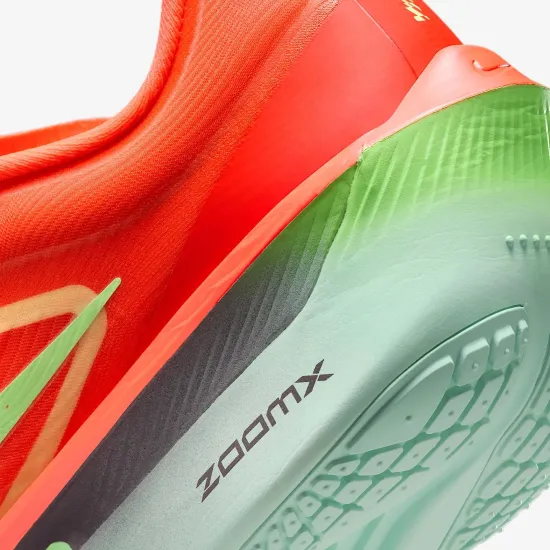 Кросівки Nike Air Zoom Fly 6 FN8454-601