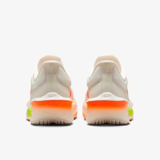 Кросівки Nike Zoom Fly 6 FN8455-105