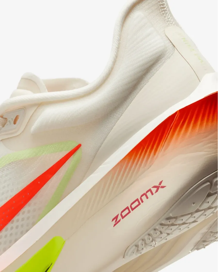 Кросівки Nike Zoom Fly 6 FN8455-105
