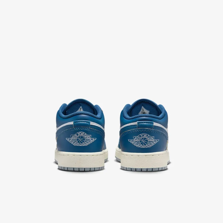 Кросівки Nike Air Jordan 1 Low SE FN9137-141