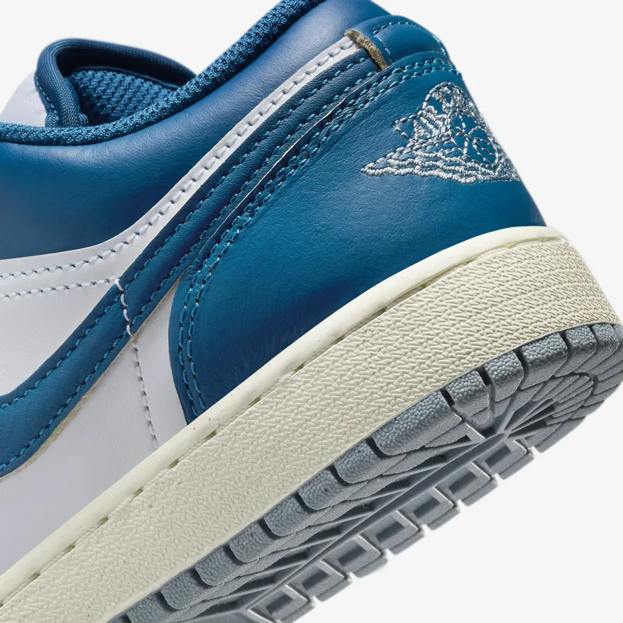 Кросівки Nike Air Jordan 1 Low SE FN9137-141