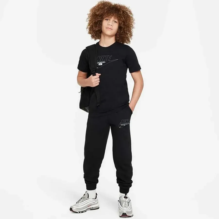 Футболка Nike Club Specialty Tee FN9608-010