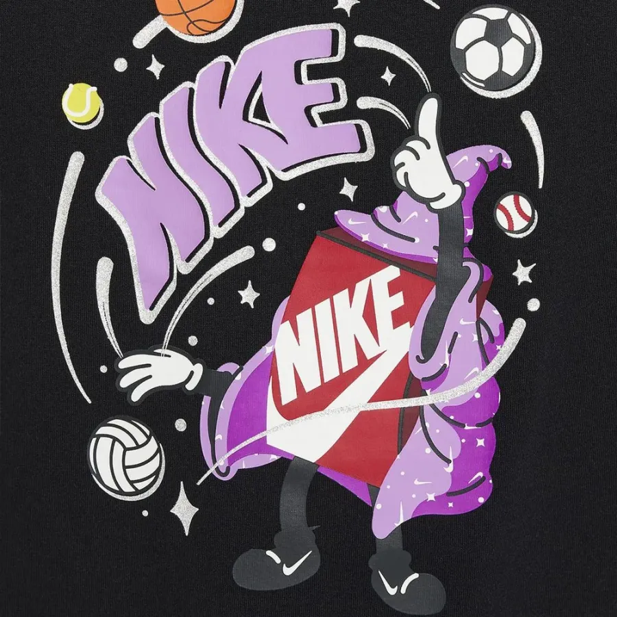 Футболка Nike Sportswear Boxy FN9614-010