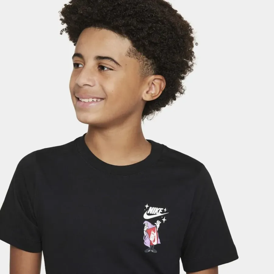 Футболка Nike Sportswear Tee Boxy 3 FN9616-010