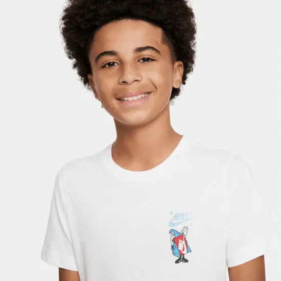 Футболка Nike Sportswear Tee Boxy 3 FN9616-100