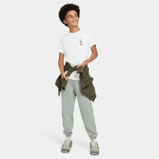 Футболка Nike Sportswear Tee Boxy 3 FN9616-100