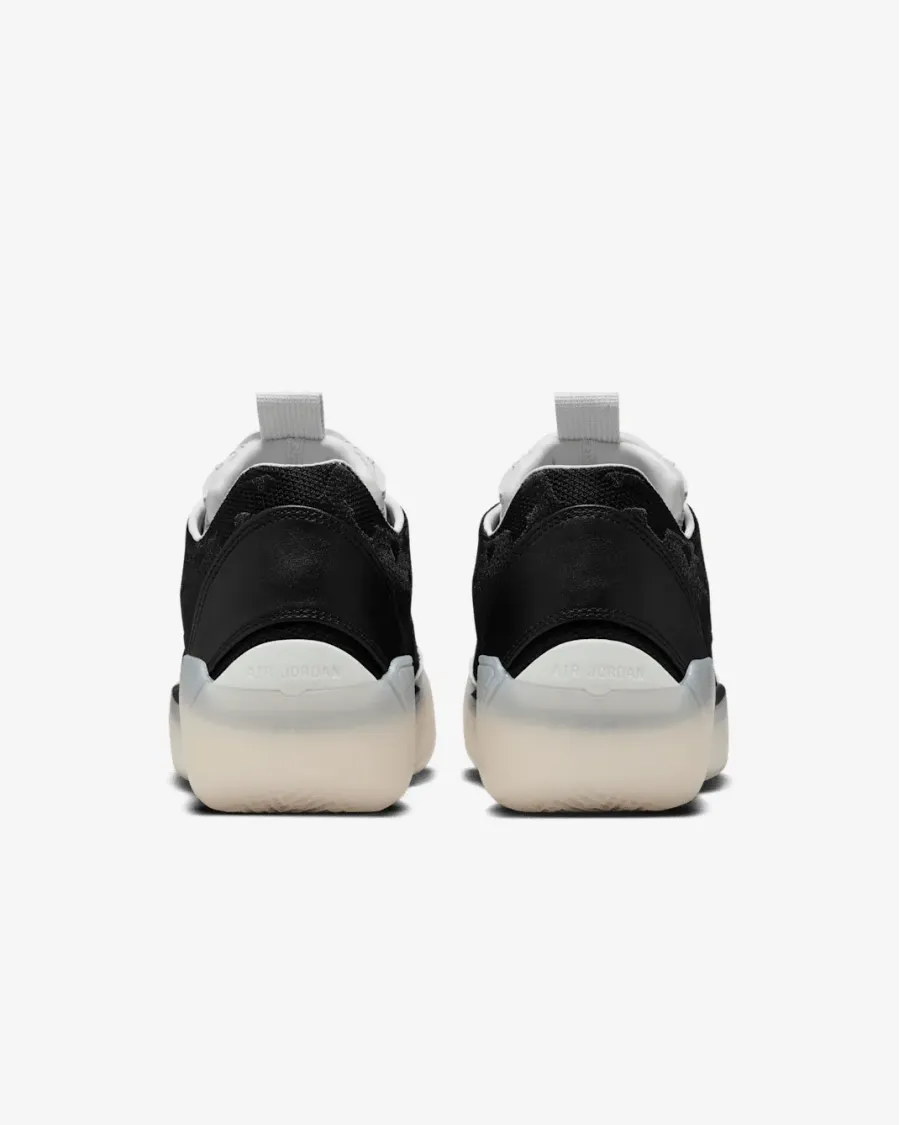 Кросівки Nike Air Jordan 39 Croix FQ0213-010
