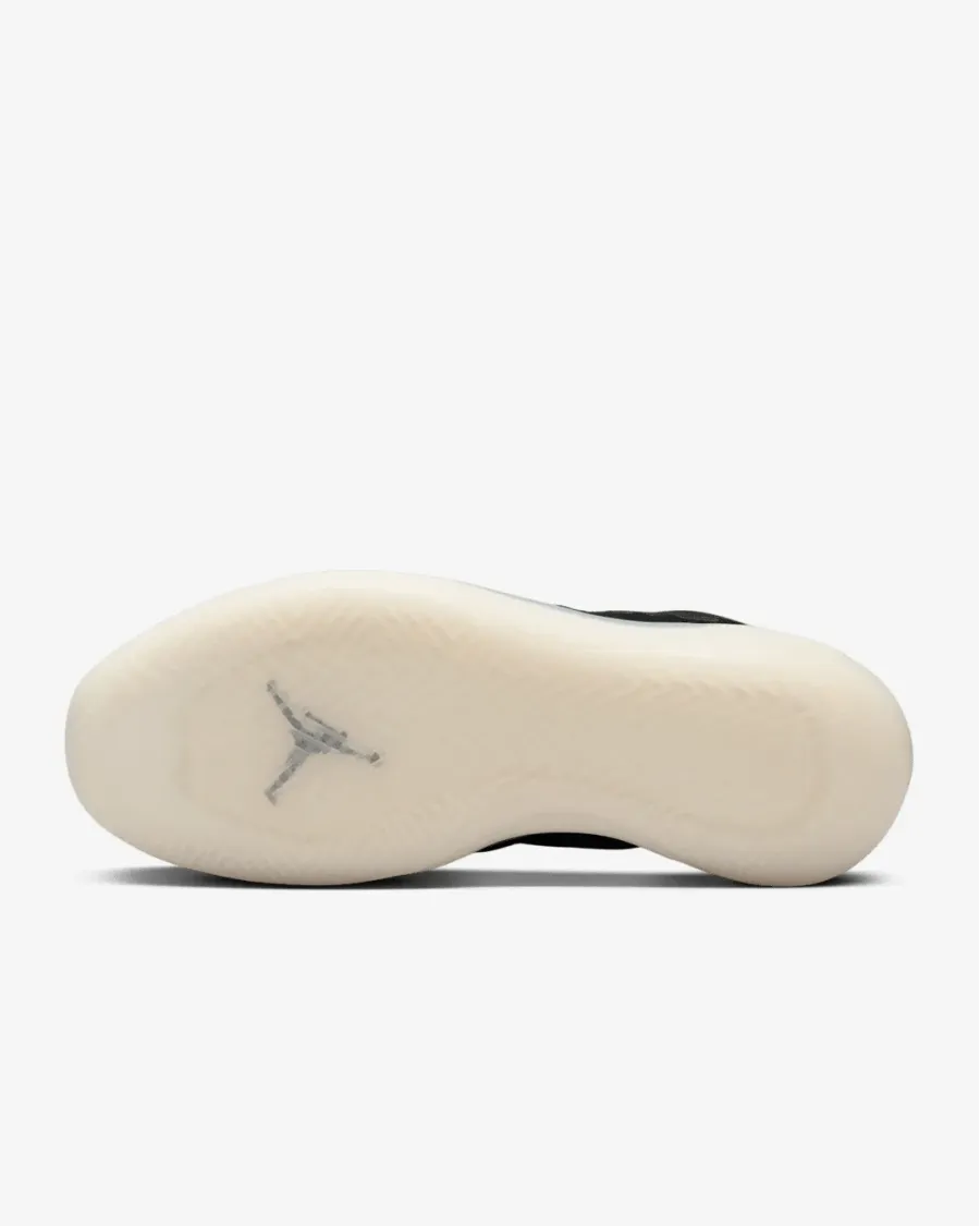 Кросівки Nike Air Jordan 39 Croix FQ0213-010