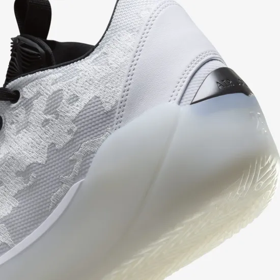 Кросівки Nike Air Jordan 39 Croix FQ0213-100