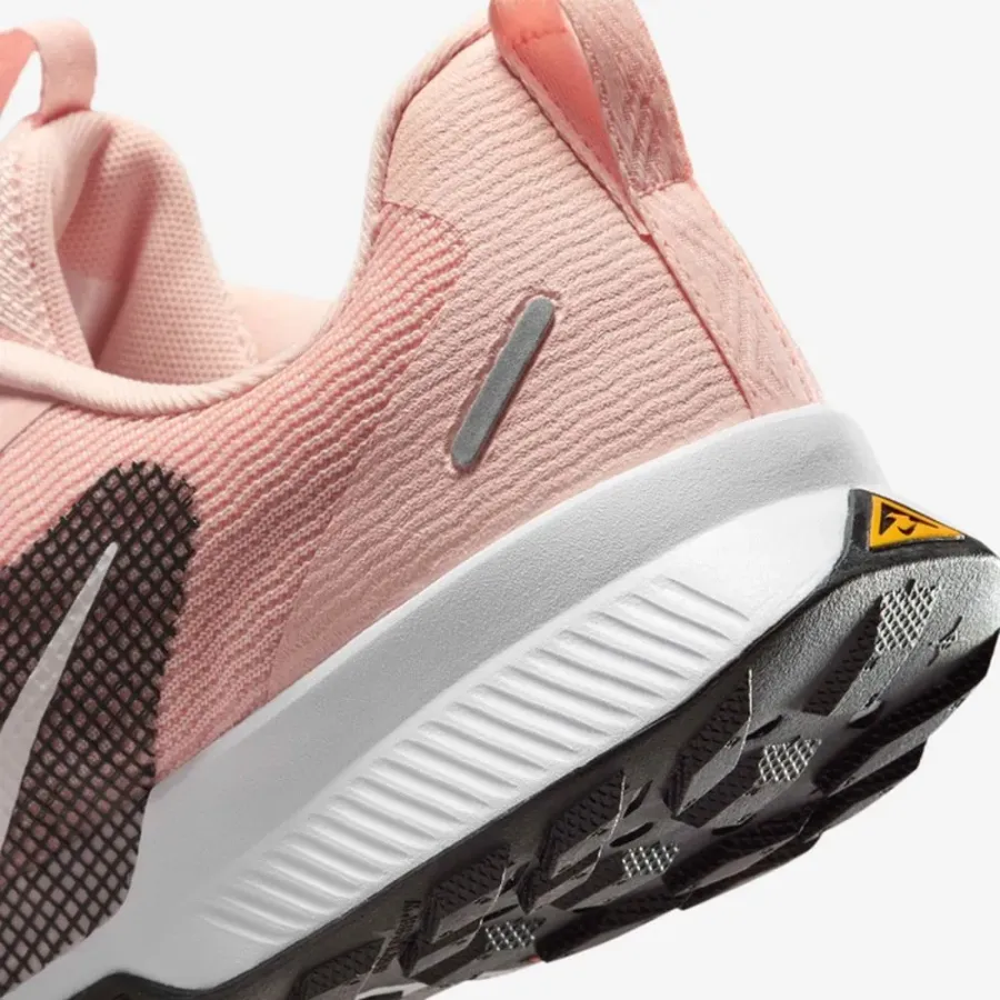 Кросівки Nike Juniper Trail 3 FQ0902-600