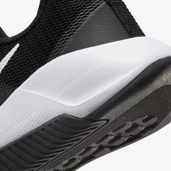 Кросівки Nike MC Trainer 3 FQ1830-001