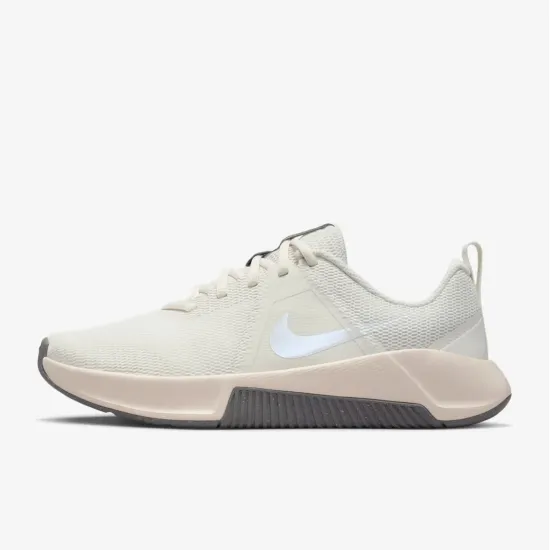 Кросівки Nike MC Trainer 3 FQ1830-120