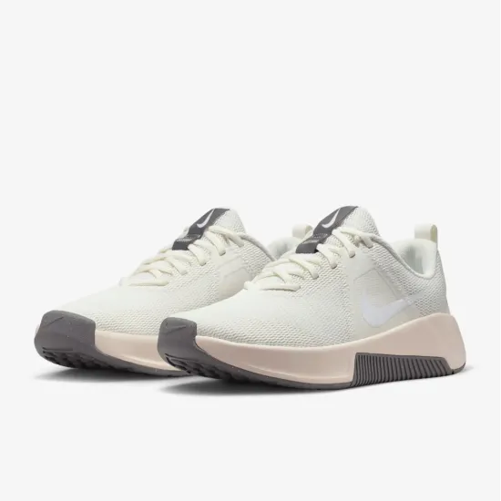 Кросівки Nike MC Trainer 3 FQ1830-120