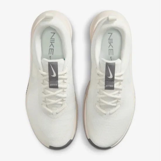 Кросівки Nike MC Trainer 3 FQ1830-120