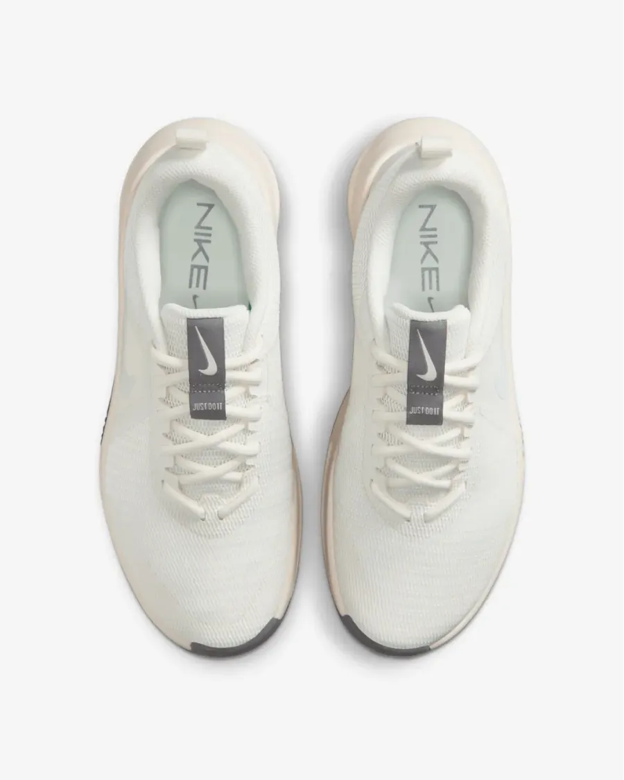 Кросівки Nike MC Trainer 3 FQ1830-120