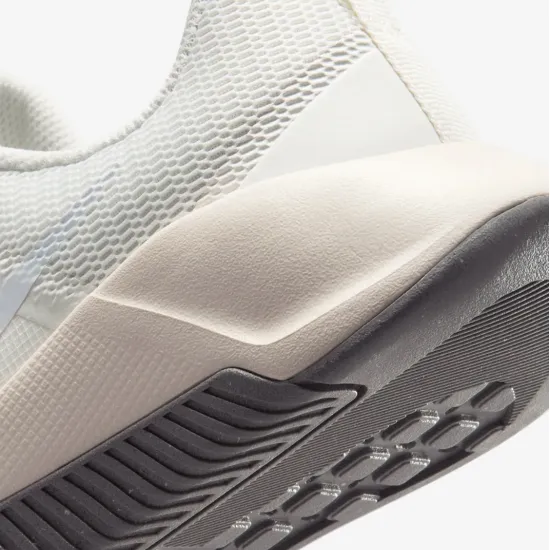 Кросівки Nike MC Trainer 3 FQ1830-120