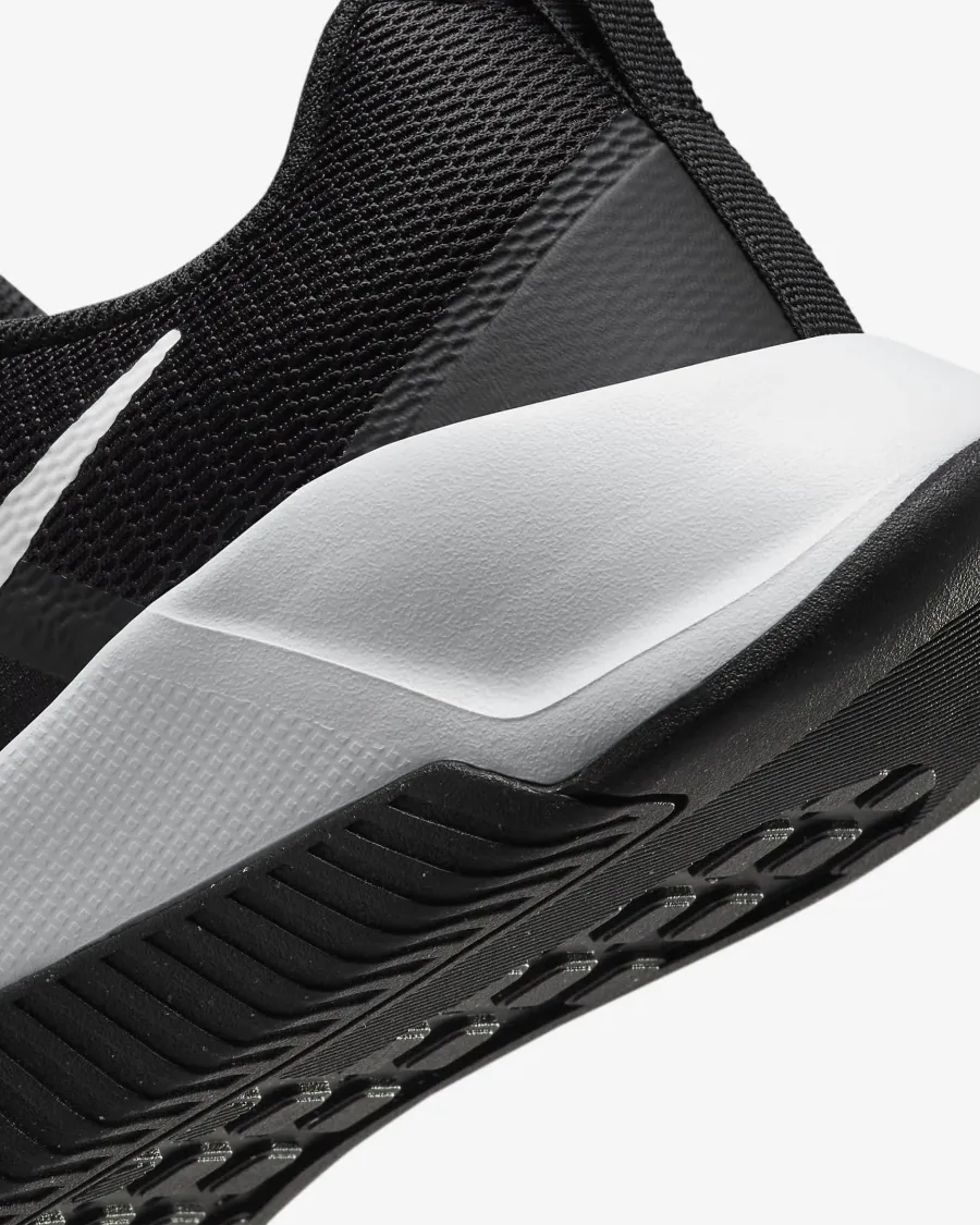 Кросівки Nike MC Trainer 3 FQ1831-001