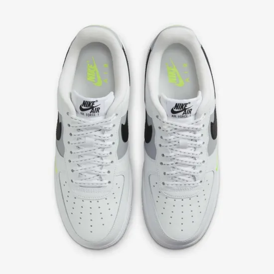 Кросівки Nike Air Force 1 07 FQ2204-100