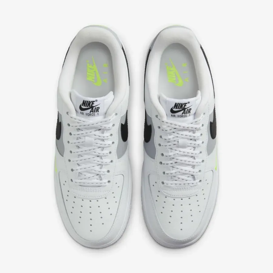 Кросівки Nike Air Force 1 07 FQ2204-100
