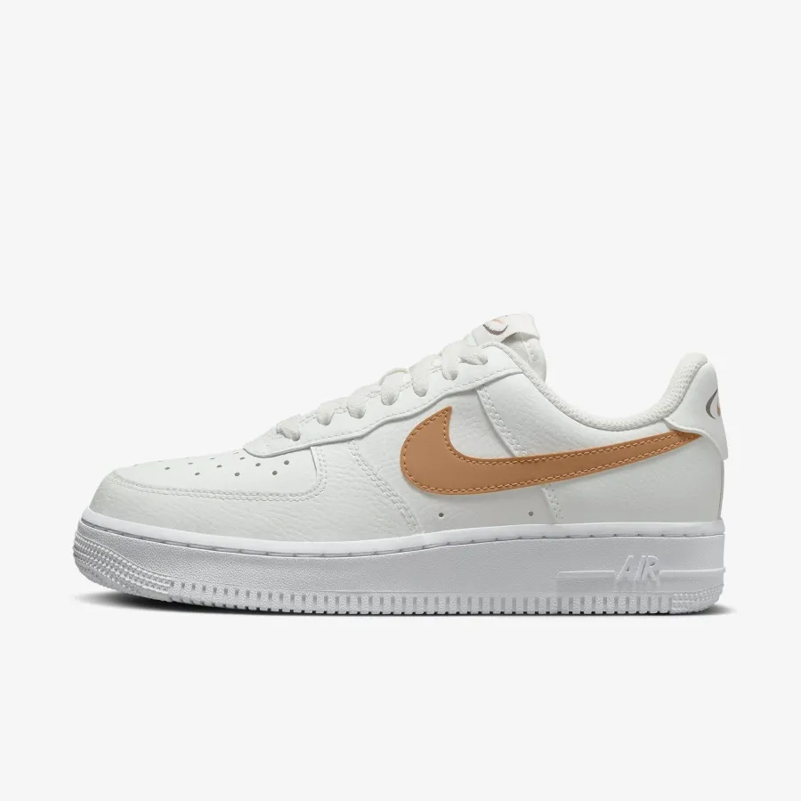 Кросівки Nike Air Force 1 07 FQ2742-101