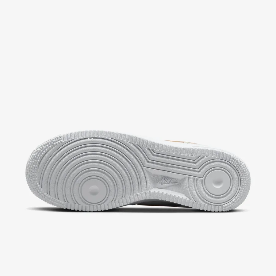 Кросівки Nike Air Force 1 07 FQ2742-101