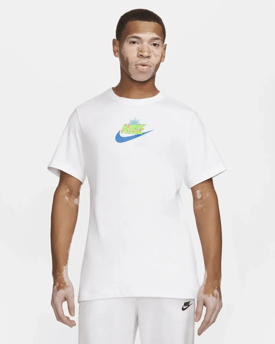 Футболка Nike Sportswear FQ3748-100